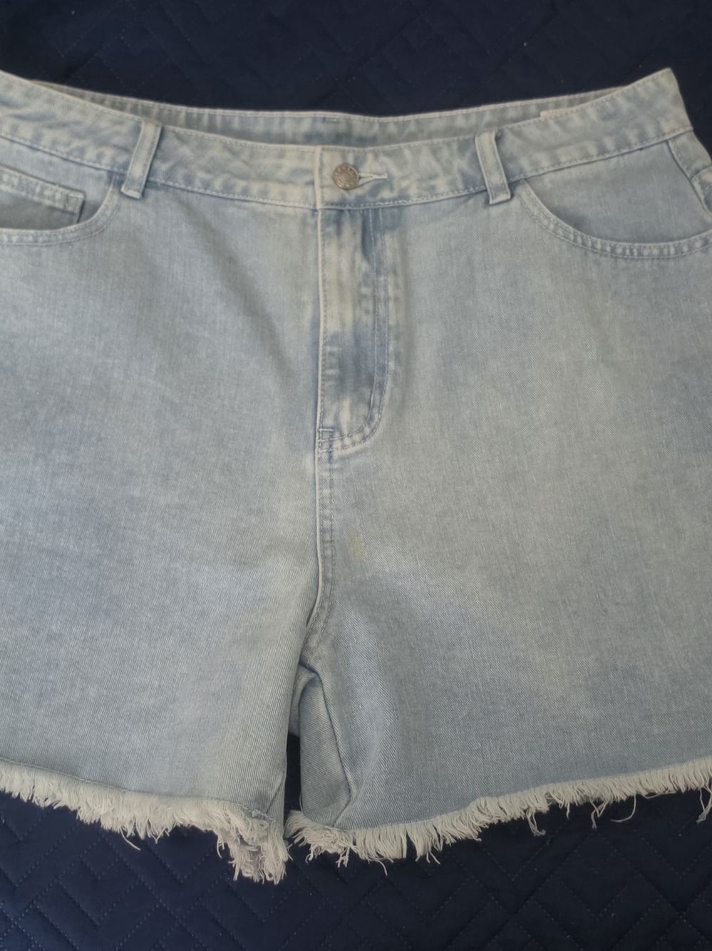 Light Blue Denim Women's Frayed Hem Shorts